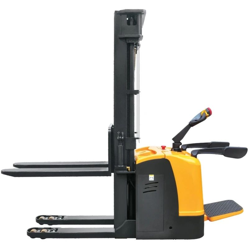 Električni slagač paleta sa platformom za vozača i početnim podizanjem (EVV15-IP) 1500 kg, 2500–5600 mm